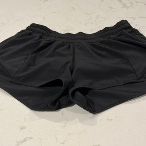 Lululemon Hotty Hot 2.5 LR